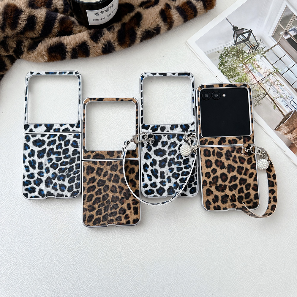 Phone Accessories Usa - ヒョウ柄折りたたみフリップ電話ケース Motorola Razr 60 50 Ultra