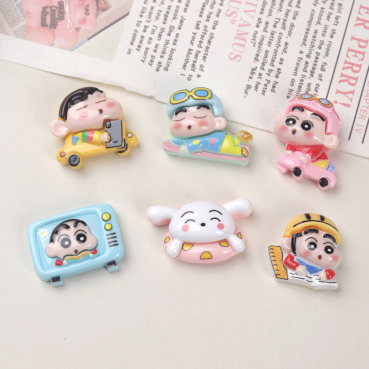 かわいいクレヨンしんちゃん樹脂製アクセサリー装飾人形アニメ漫 - Phone Accessories Doll のレビューと価格