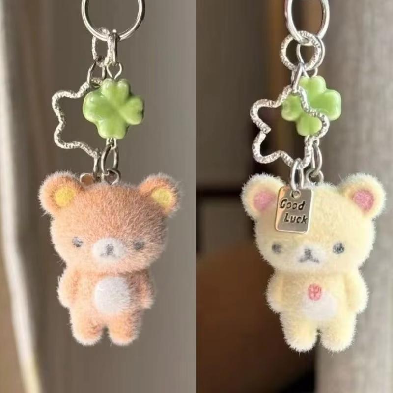 新しい群れを形成するクマの携帯電話チャーム ​   - CC - Phone Accessories Ideas のレビューと価格